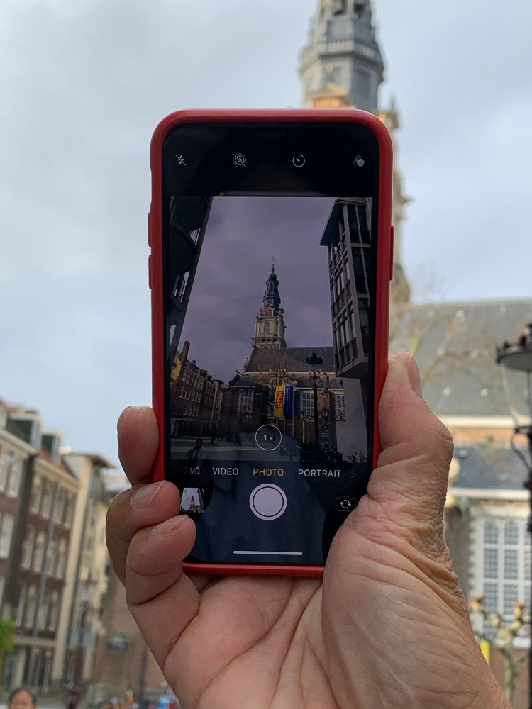 A photo of another phone’s initial perspective of a tower 