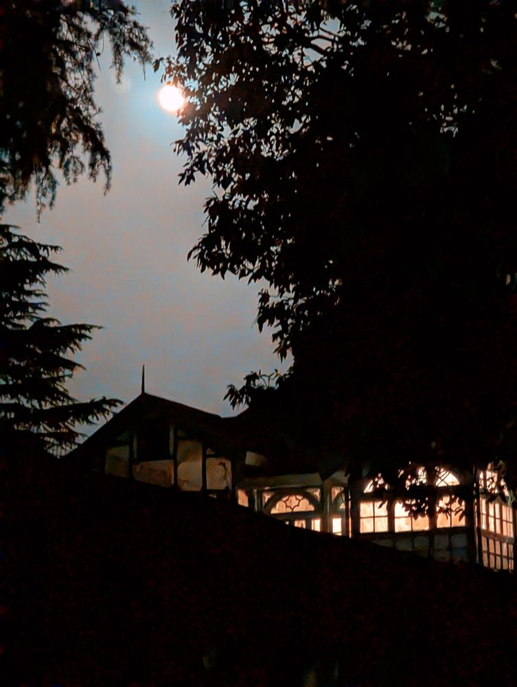 Full Moon 