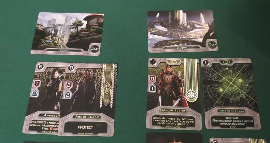 An image of the card game IMPERIUS from BGG