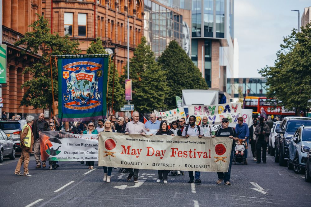 The march heads along Royal Avenue.