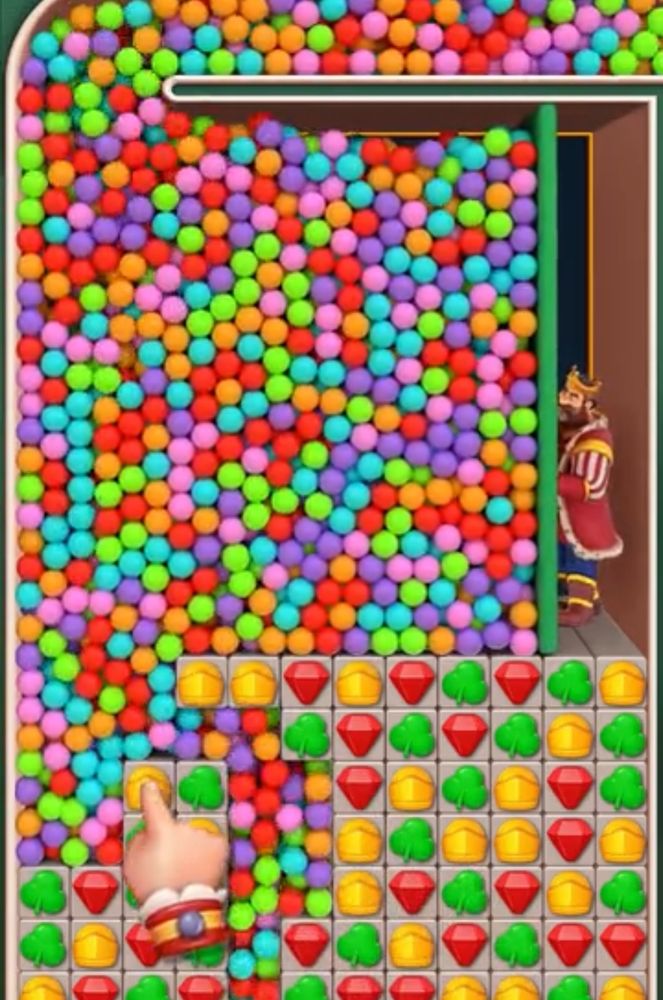 king getting crushed due to lack of color matching jewels