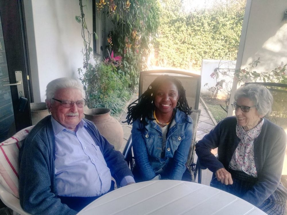 📸 Simon and Cuthia Zukas with a friend Nkole Wanseko