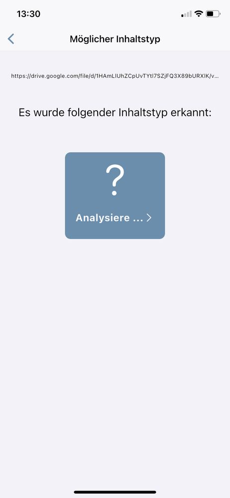 Fragezeichen in blauem Quadrat mit dem Text „Analysiere“