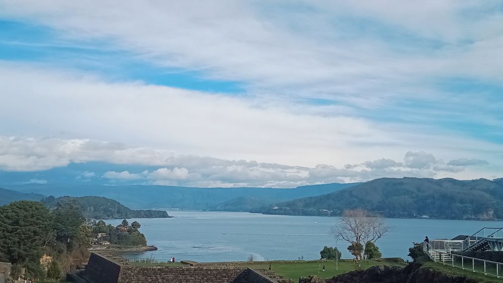 Vista del río Valdivia desde el Castillo de Niebla.