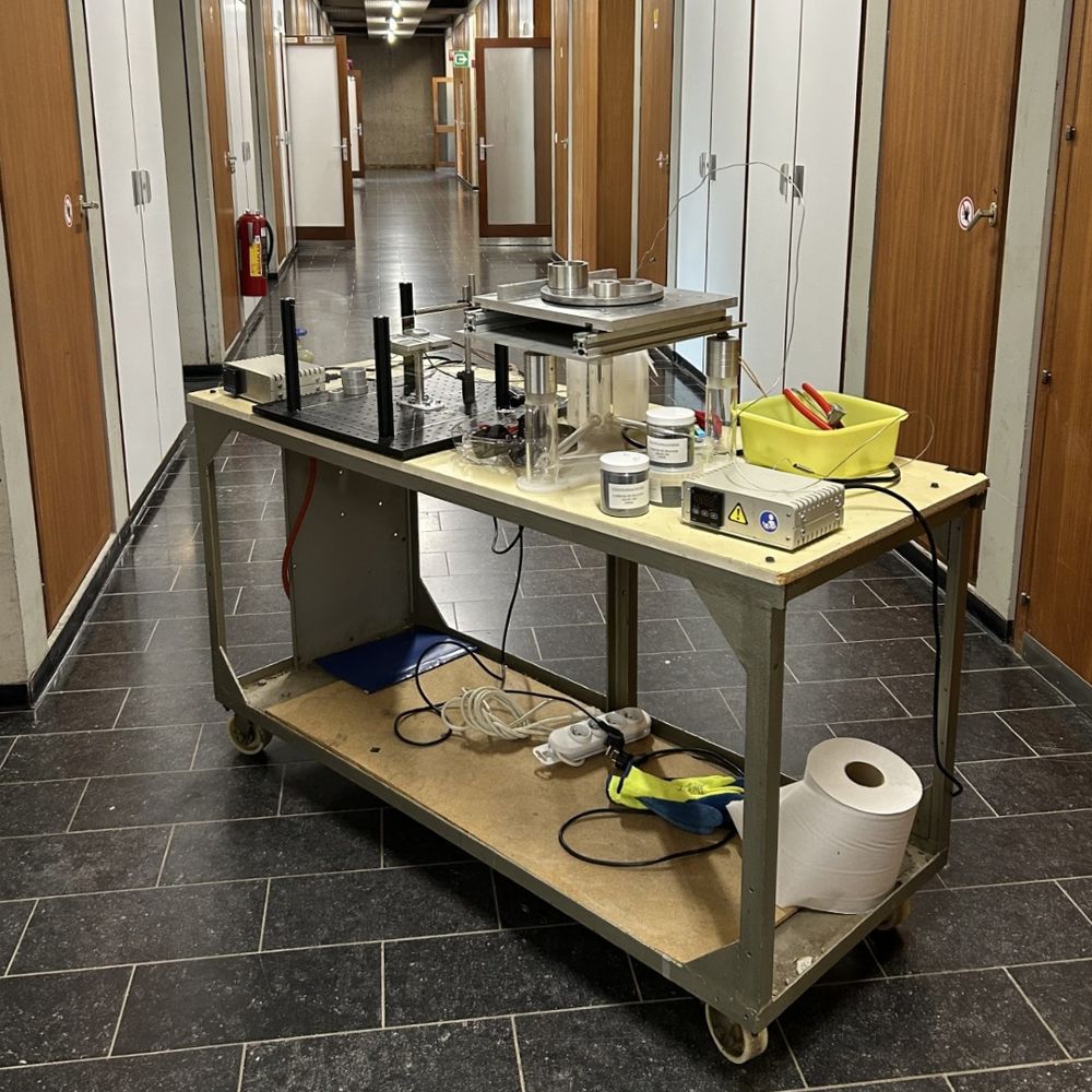 Rolling laboratory in the corridors