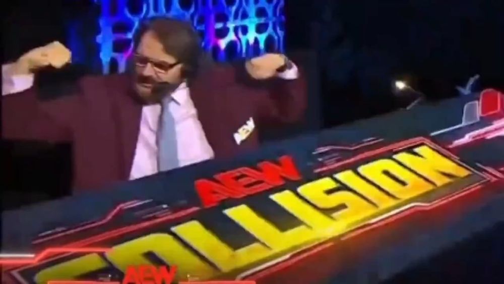tony schiavone flexin on em 