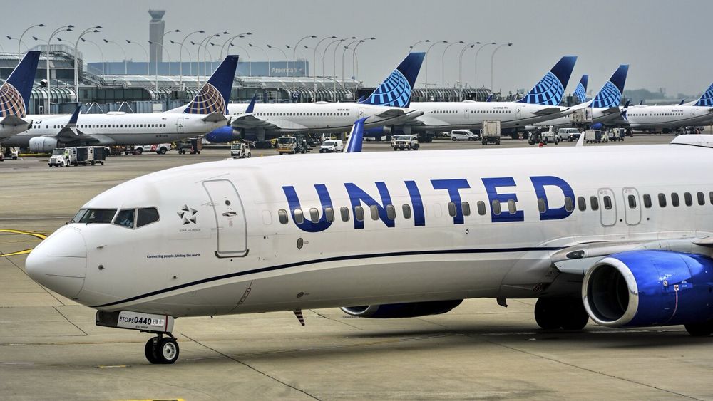 United Airlines flights grounded nationwide because of technology problem