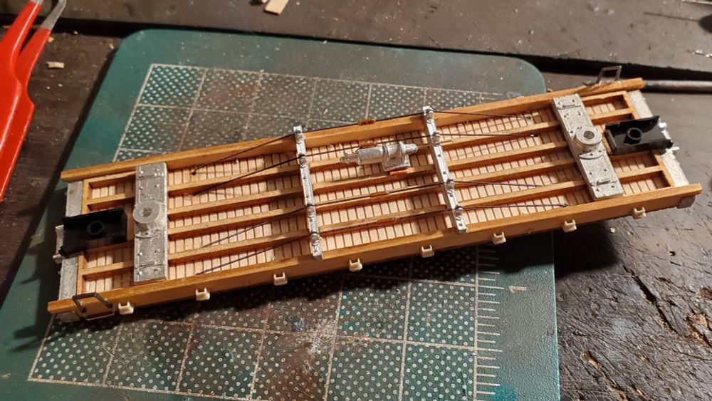 Same flatcar but upside down. 