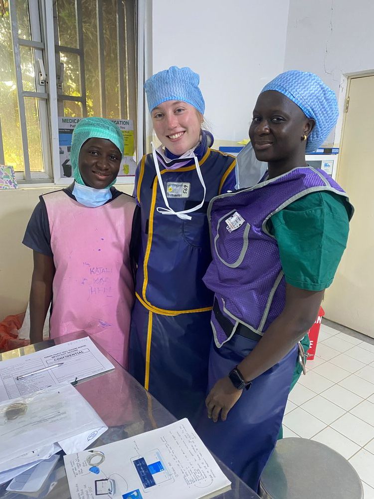 Niamh alongside local healthcare staff.