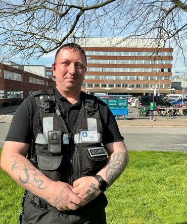 Karsten standing in front of York Hospital.