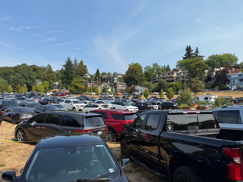Park turned into a Parking lot for Seafair 