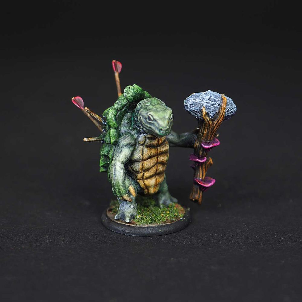 Miniature d'une tortue barbare humanoïde.