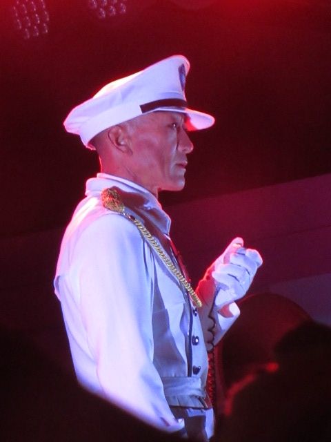 ブルーローズ隊
ファルコン分隊長