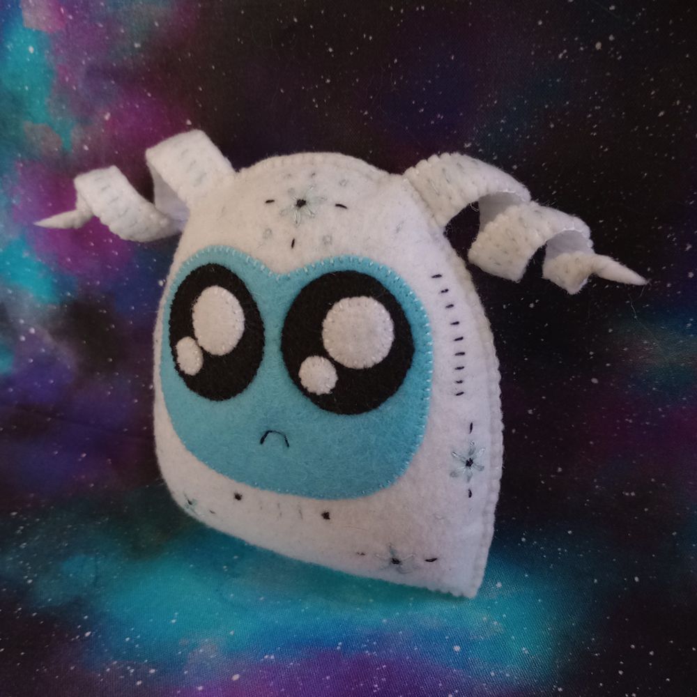 Here's another lovely pic of Wintertide, where she's looking slightly to the side