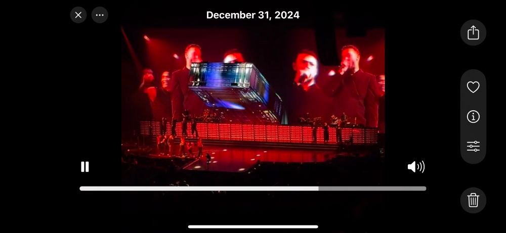 Visuals from Justin timberlakes forget tomorrow tour showing reflective rainbowy lighting