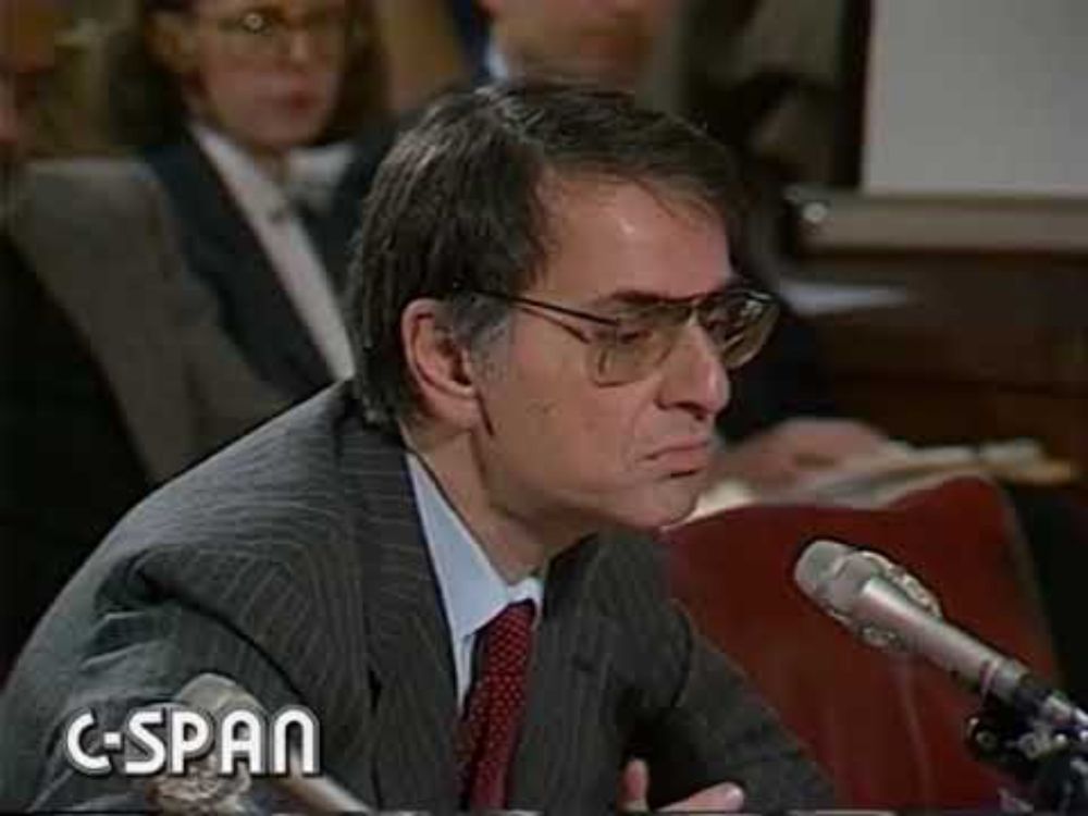 Carl Sagan testifying before Congress in 1985 on climate change