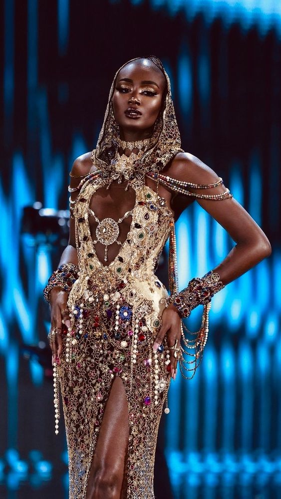 Safietou Kabengele wearing Boutamtam