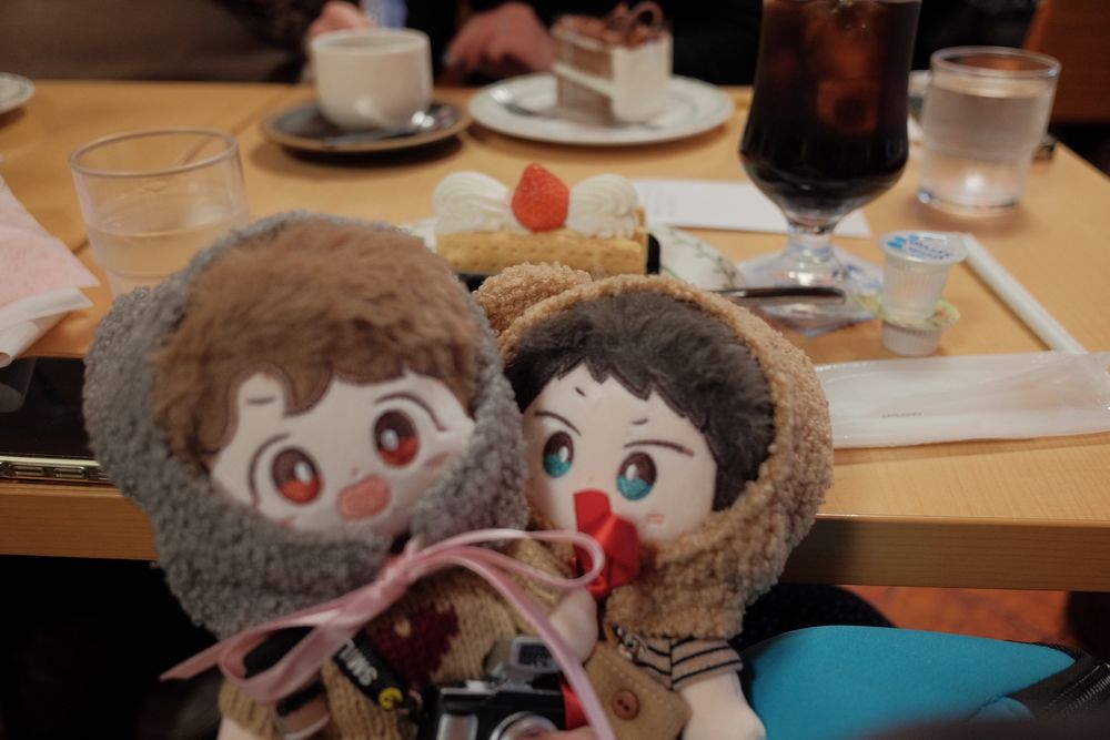 doll babies with a mille-feuille