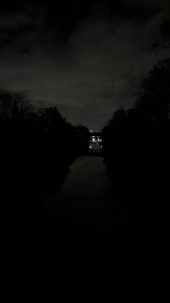 Foto dunkler Teltow-Kanal