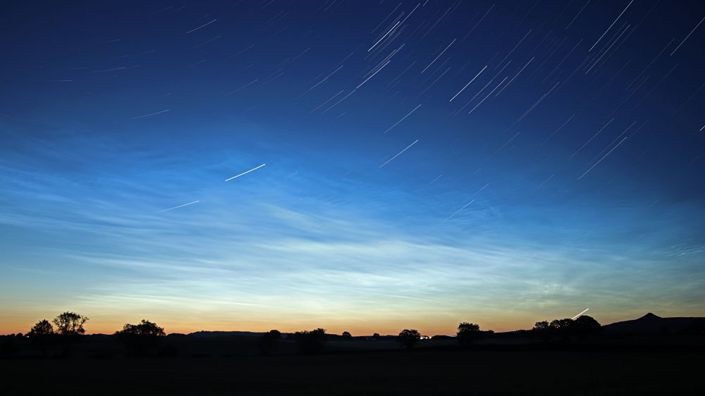Star trails and noctilucent clouds on 2-3 July 2025.