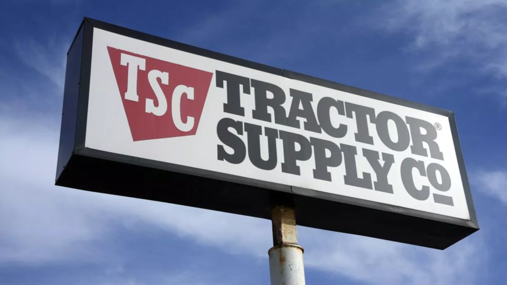 Conservatives declare victory after Tractor Supply Co. halts "woke agenda"