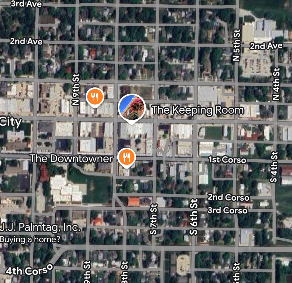 Google Maps satellite screenshot of downtown Nebraska City. Numbered streets run north-south aross Central Avenue. East-west numbered streets are called Avenues north of Central and Corsos south of Central.