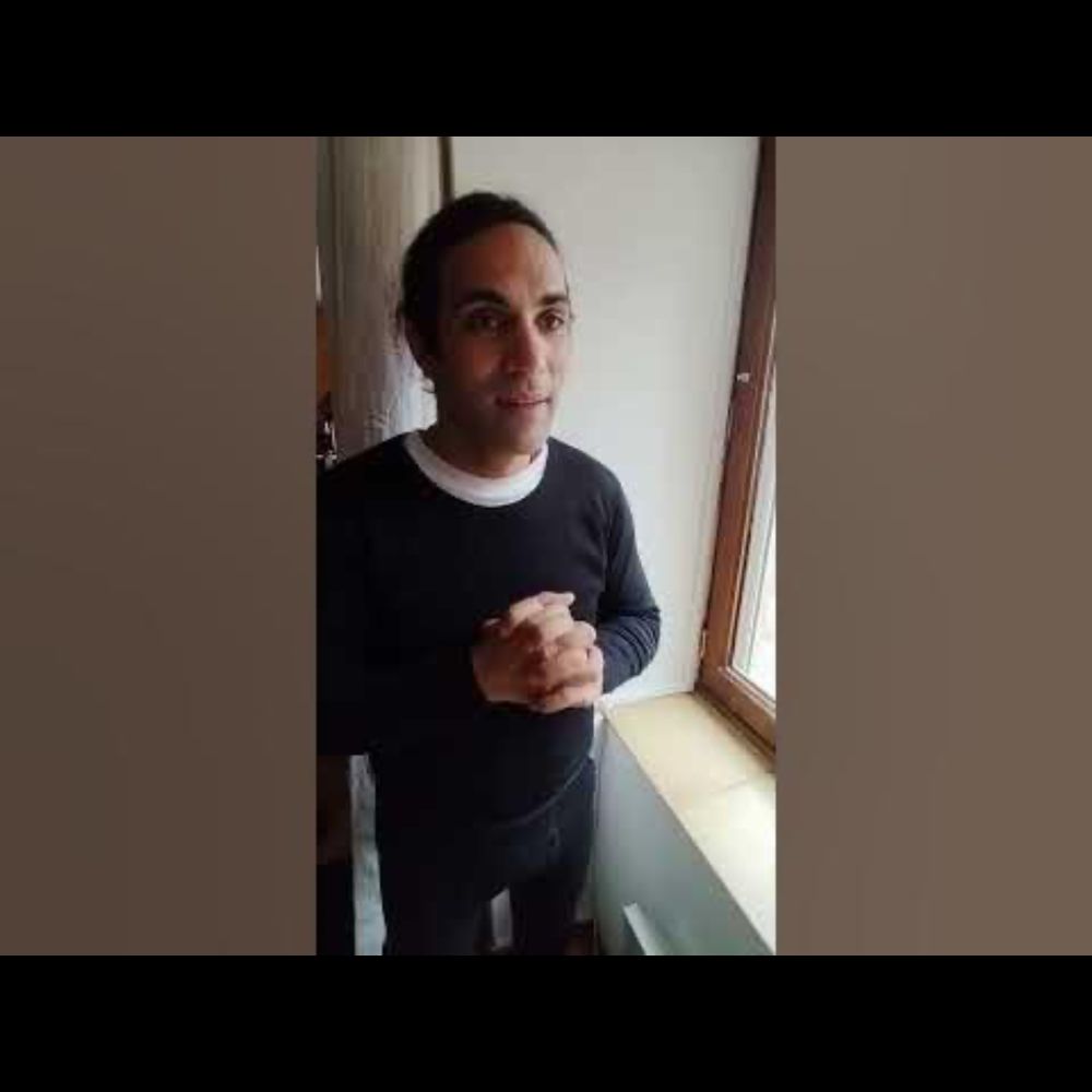Nouvel épisode, nouveau costume.