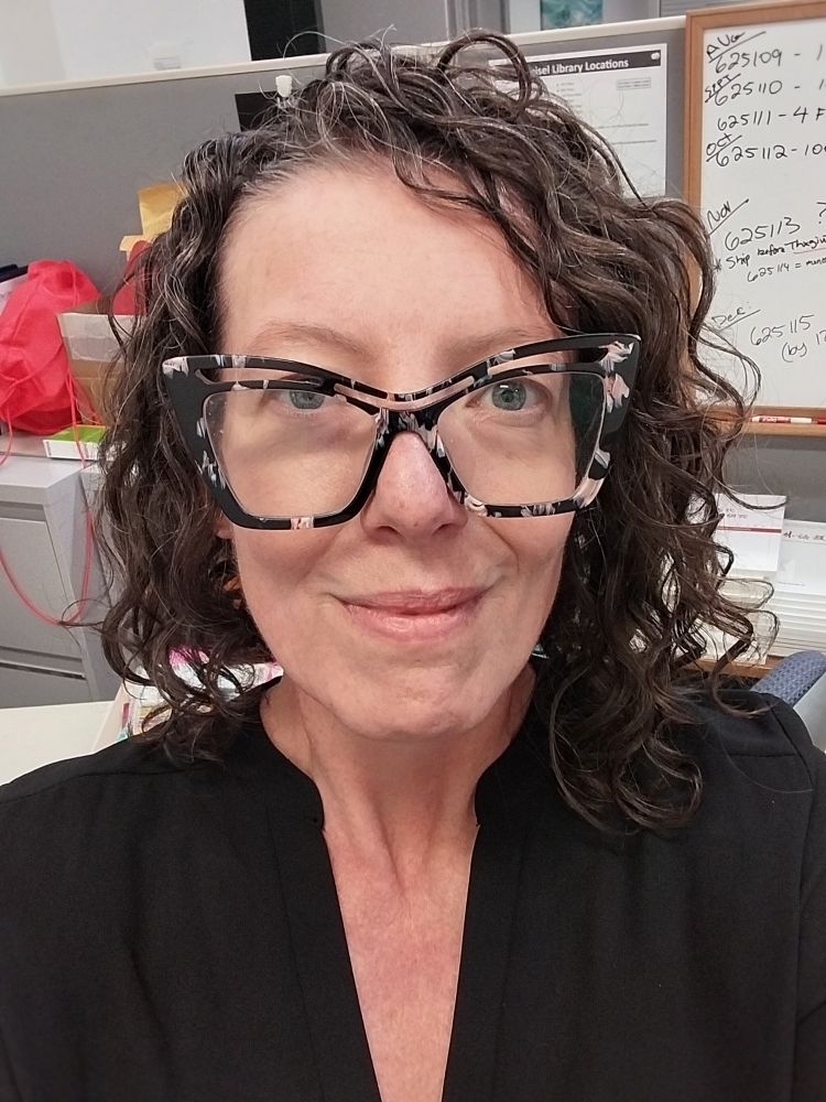 Cute hair, I suppose.