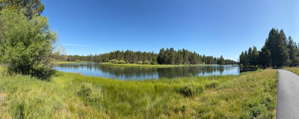 Panoramic view of the Deschutes River in Sunriver, Oregon