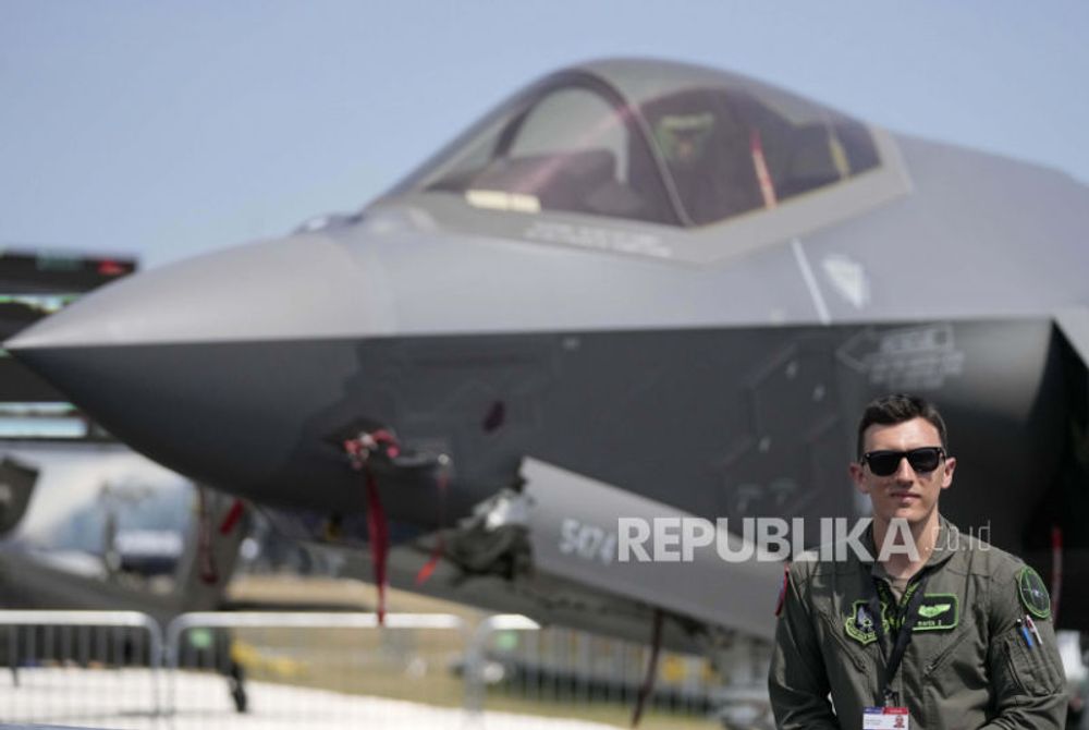 Markas Pesawat Tercanggih Israel Dihajar Rudal Iran, Laporan: 20 F-35 Hancur |Republika Online