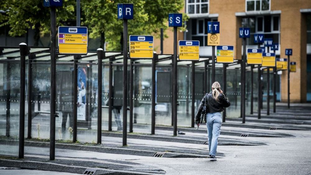 OV gaat achteruit: de auto is altijd sneller, zelfs in de spits