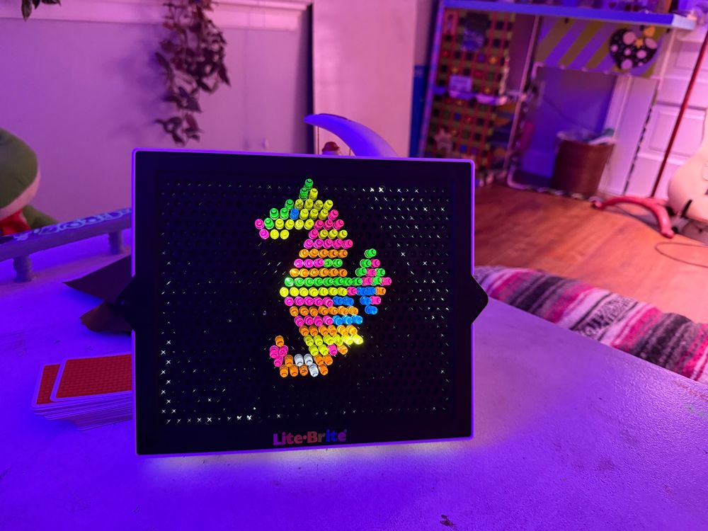 Seahorse made on a Lite-Brite