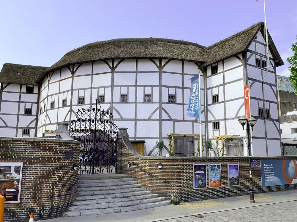 Exterior of Shakespeare's Globe Theatre