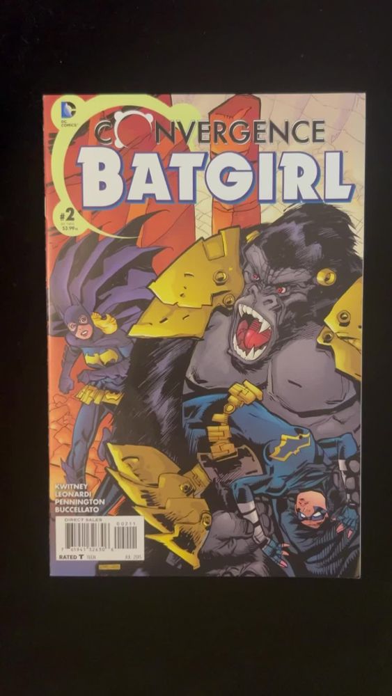 Today Tegan looks at Convergence Batgirl #2, from 2015 and DC Comics, by Alisa Kwitney, Rick Leonardi, and Mark Pennington.  #comics #comicbooks #comicbookreviews #batgirls #batgirl #batman #cassandra...