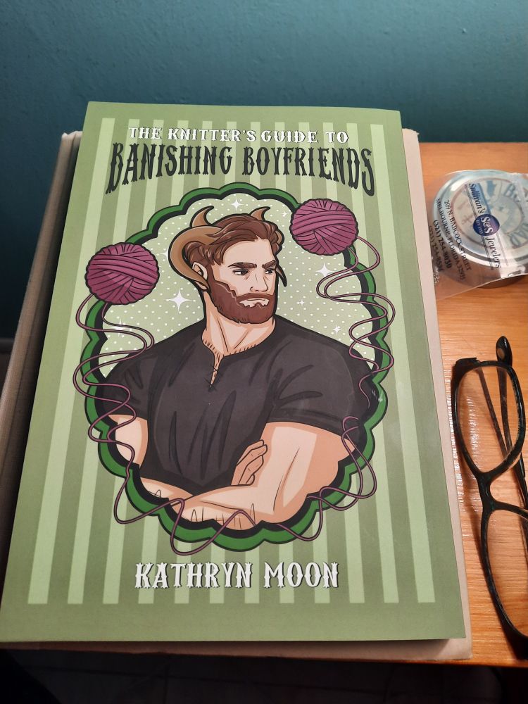 Back cover of The Knitter's Guide to Banishing Boyfriends by Kathryn Moon.