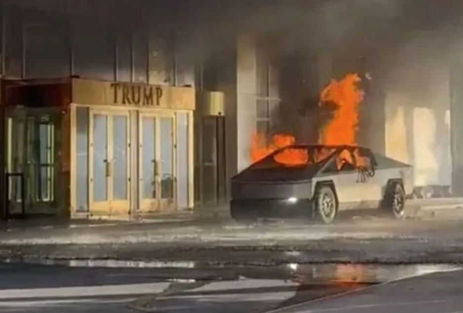 Exploded Cybertruck burning in front of Trump Tower. Photo by Alcides Antunes, found on CNN .com
