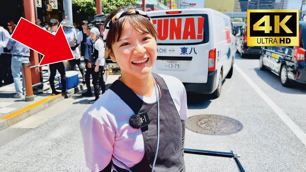 A cute Japanese girl Nana-chan guided me around Asakusa's big festivities by a rickshaw😊 | Tokyo