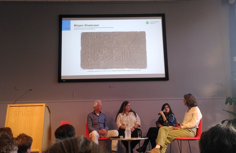 Our lecturer Dr. Mirjam Shatanawi speaking in a panel on her experience doing provenance research on a sultan's tomb fragment from Indonesia in the collection of the Wereldmuseum.