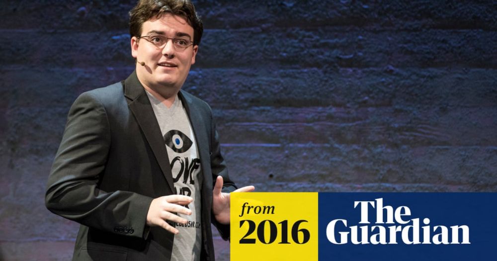 Oculus Rift founder Palmer Luckey spends fortune backing pro-Trump 'shitposts'