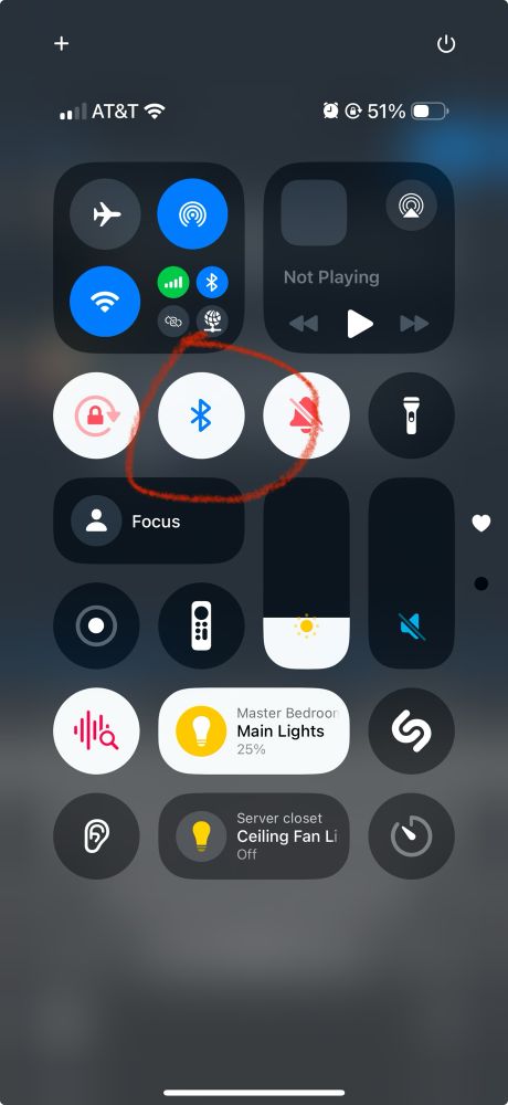 Control center with custom Bluetooth button highlighted