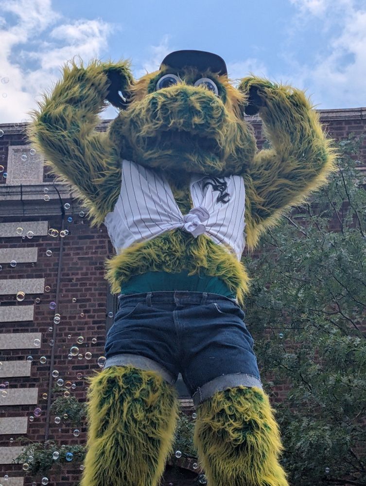 Sexy Southpaw