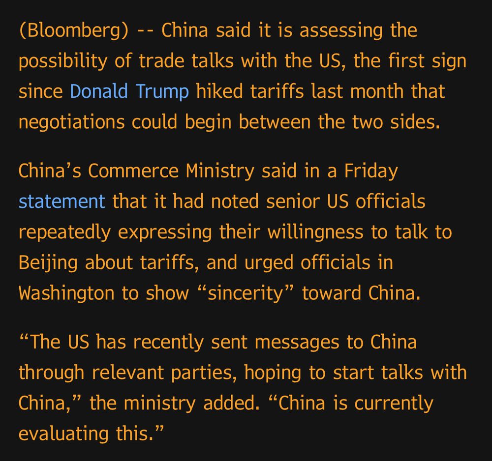 (Bloomberg) -- China said it is assessing the possibility of trade talks with the US, the first sign since Donald Trump hiked tariffs last month that negotiations could begin between the two sides.
China's Commerce Ministry said in a Friday statement that it had noted senior US officials repeatedly expressing their willingness to talk to Beijing about tariffs, and urged officials in Washington to show "sincerity" toward China.
"The US has recently sent messages to China through relevant parties, hoping to start talks with China," the ministry added. "China is currently evaluating this."
