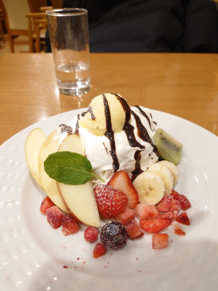 ココスのフルーツとふわとろホイップのショートケーキ