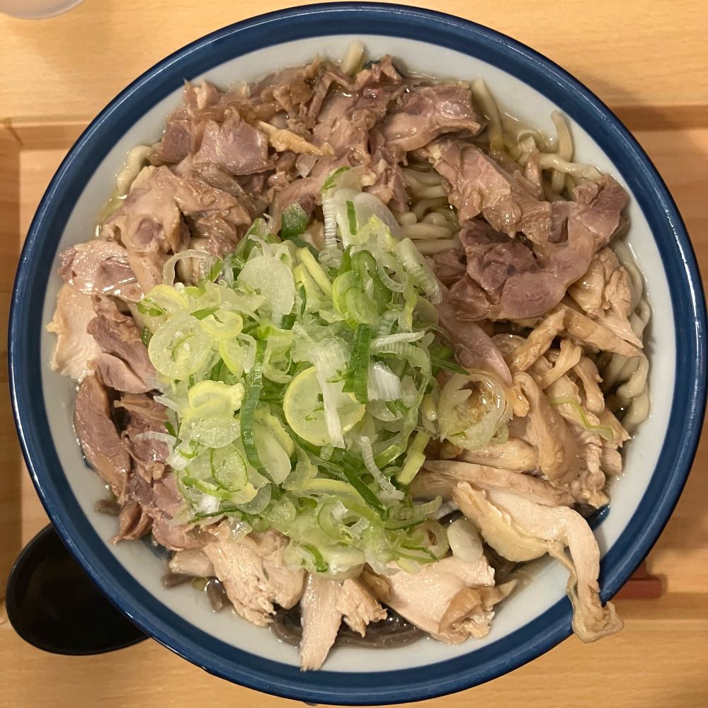 肉そば てノ字
「あいもり肉肉増し」