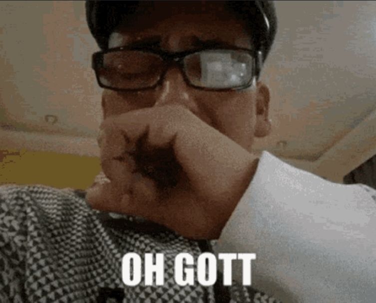 Das Bild zeigt Xavier Naidoo, der emotional berührt oder überwältigt wirkt, mit der Hand vor dem Mund und geschlossenen Augen. Der Text „OH GOTT“ unten im Bild unterstreicht diesen emotionalen Moment.