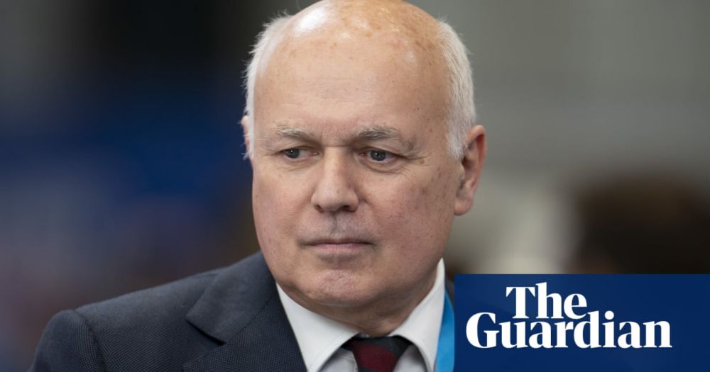 Reasonable for protesters to call Iain Duncan Smith ‘Tory scum’, court rules