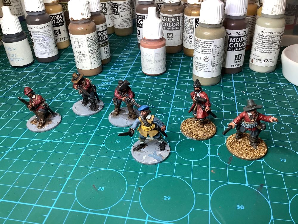 Half-a-dozen British Civil War 28mm metal miniatures, part painted. 

Cracking sculpts from Bloody Miniatures.