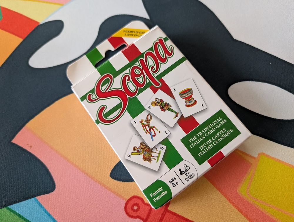 Scopa card game box - colors of the Italian flag with pictures of playing cards 