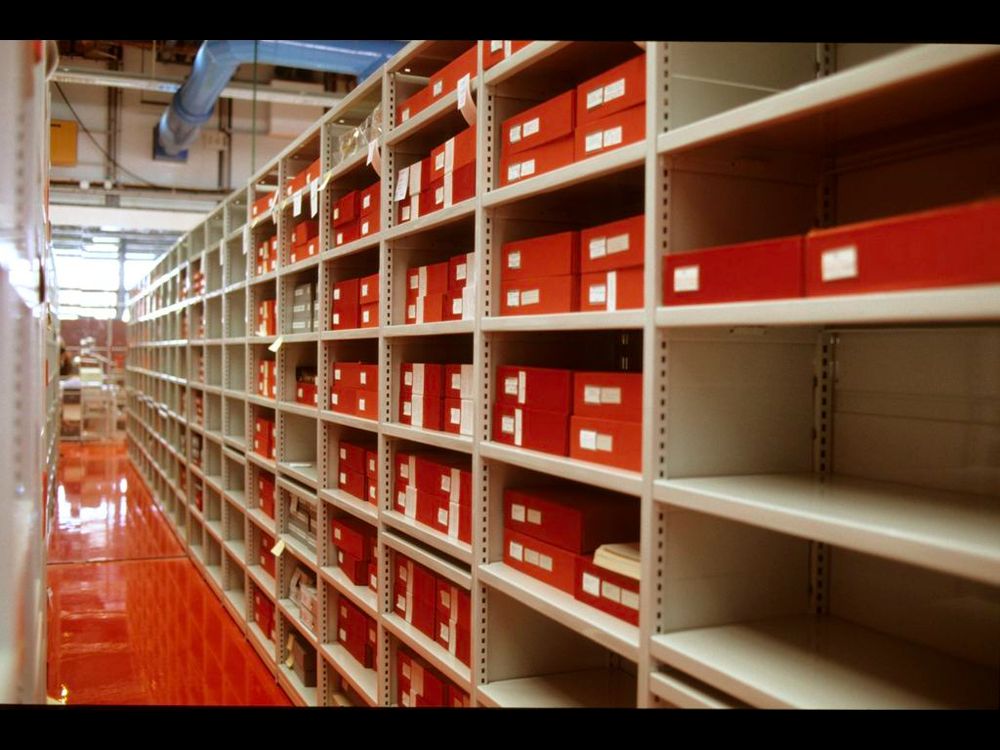bibliotheque-kandinsky-reserve-archives
Photo: Bibliotheque Kandinsky