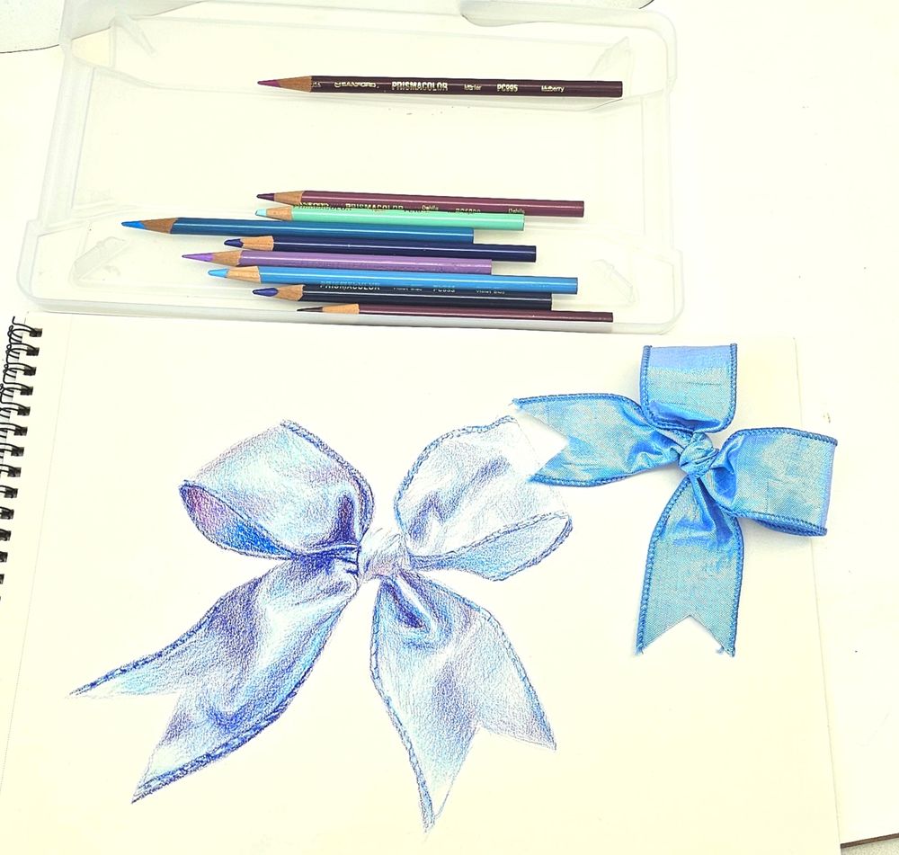 Colored pencil bow